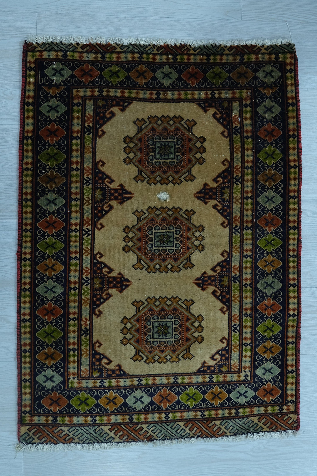 2'0" x 2'10"