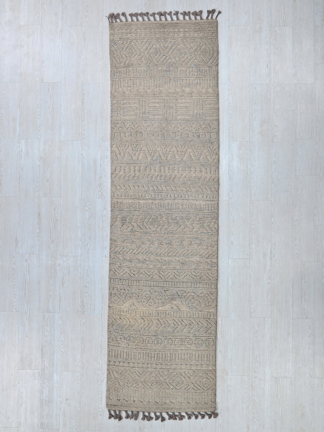 2' 6" x 10' 1"