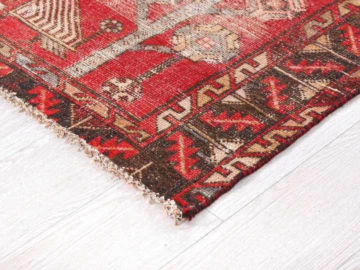 a close up of a rug on the floor