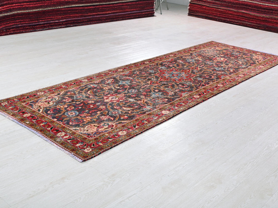 a rug is laying on the floor in a room