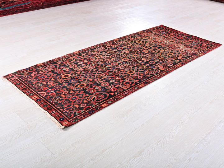 a rug is laying on the floor in a room