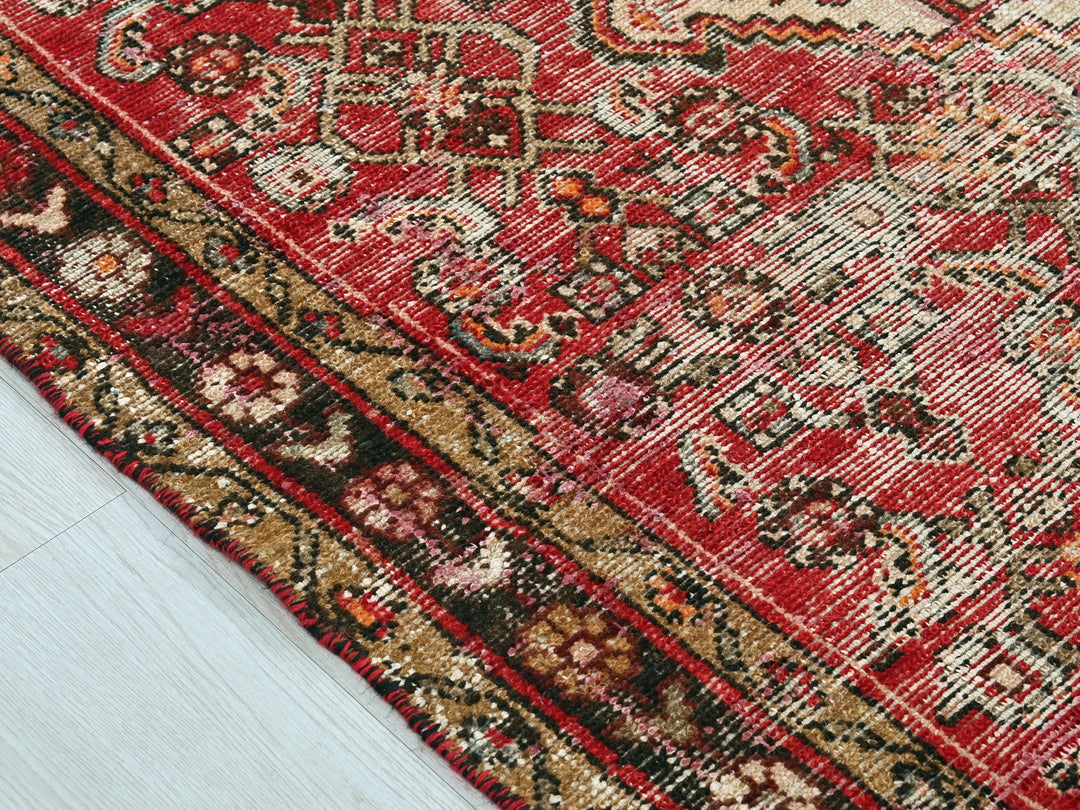 a close up of a rug on the floor