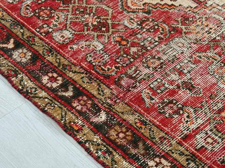 a close up of a rug on the floor
