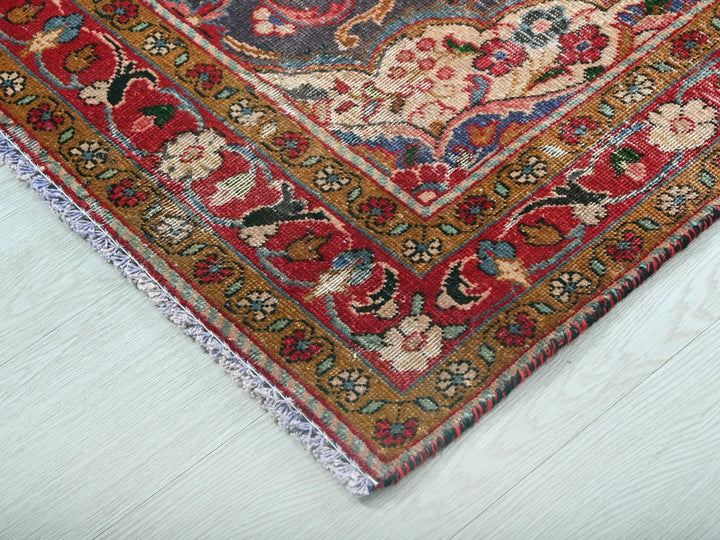 a close up of a rug on the floor