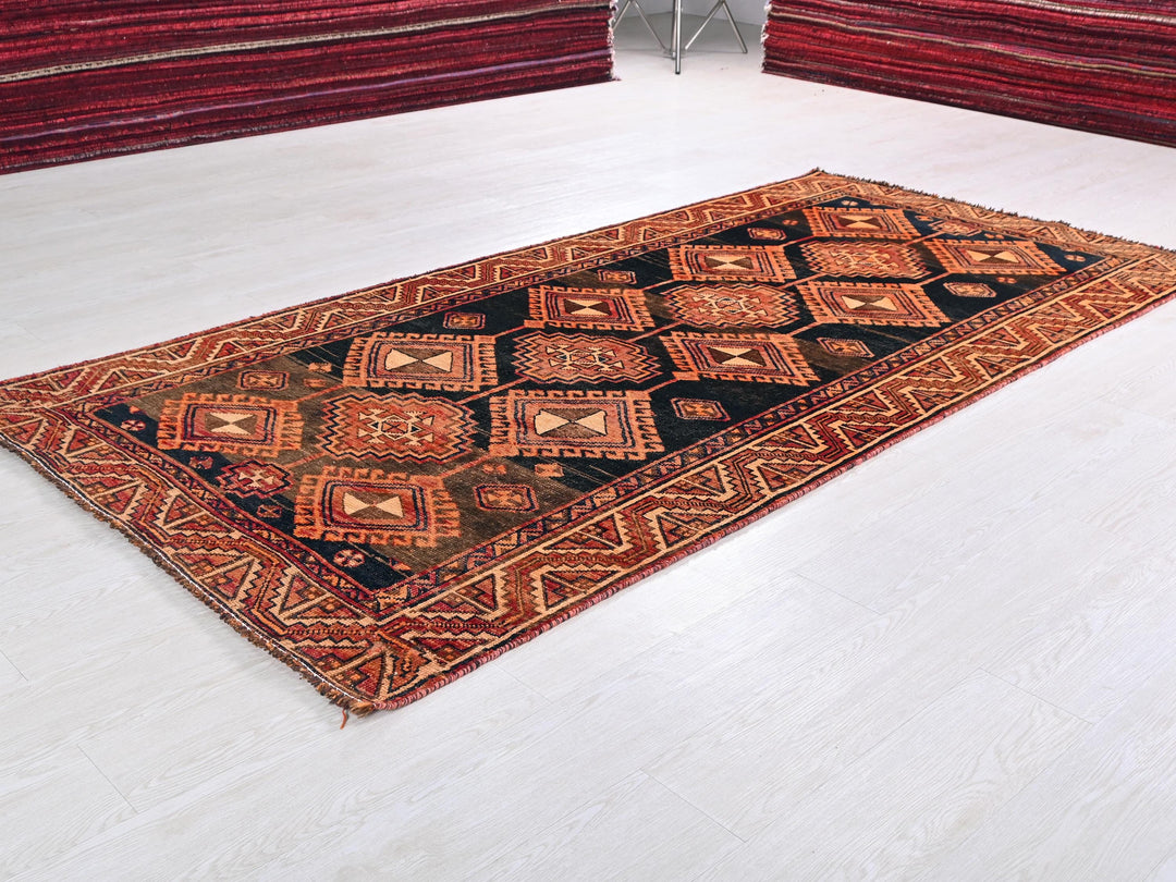 a rug is laying on the floor in a room