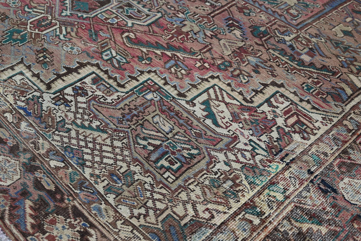 Oversized rug 8' 7" x 11' 6"