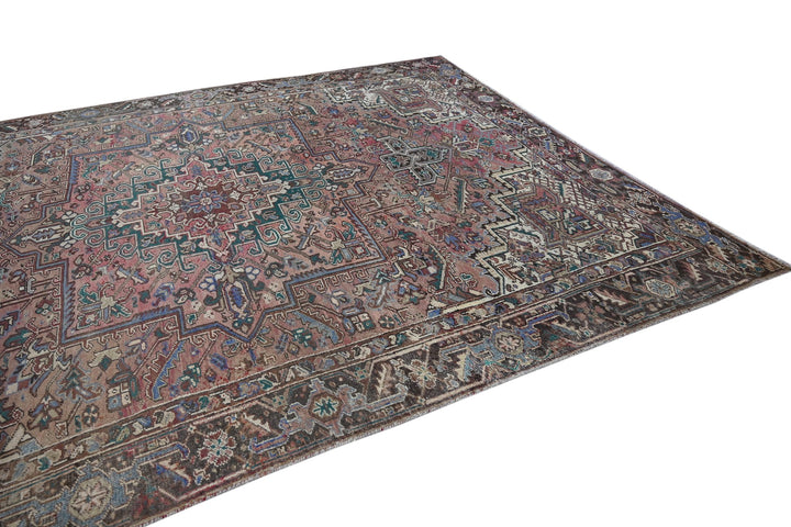 Oversized rug 8' 7" x 11' 6"