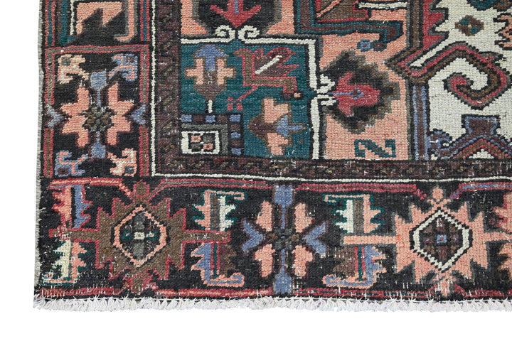 red Large rug 8' 0" x 10' 6"
