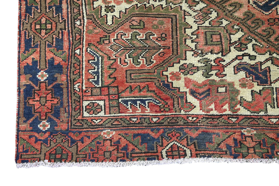 red Large rug 7' 2" x 9' 11"