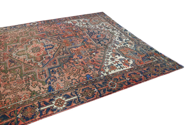 red Large rug 7' 2" x 9' 11"