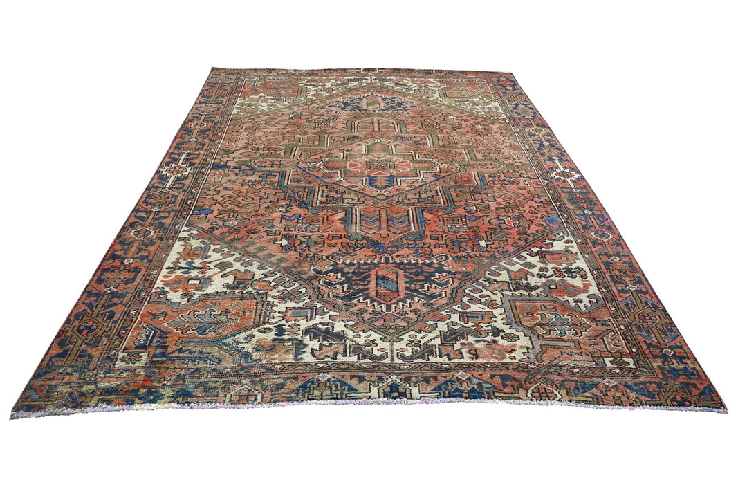 red Large rug 7' 2" x 9' 11"
