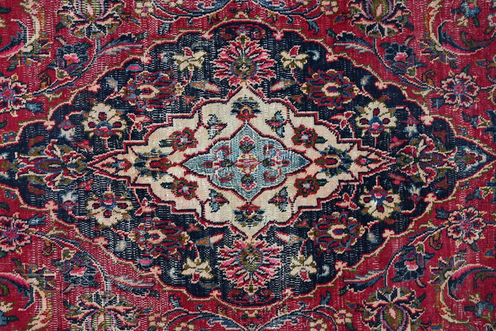 red Medium rug 5' 10" x 9' 0"