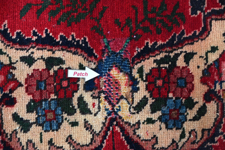 red Large rug 6' 2" x 9' 9"