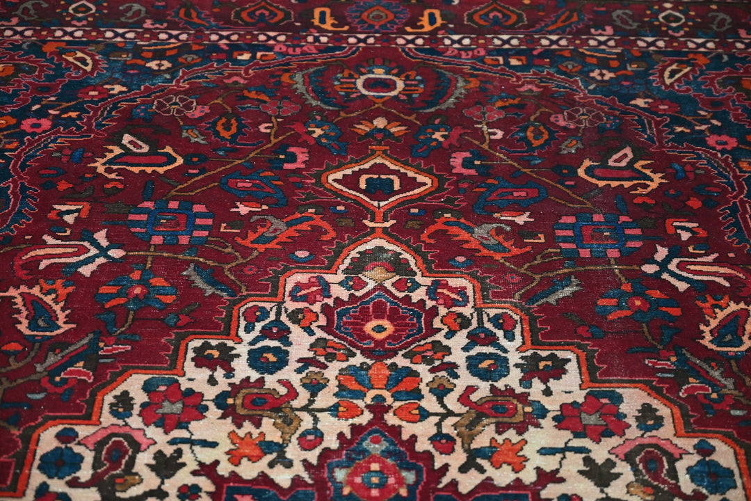 red Large rug 7' 0" x 10' 6"