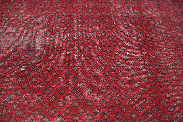 red Large rug 7' 3" x 10' 4"