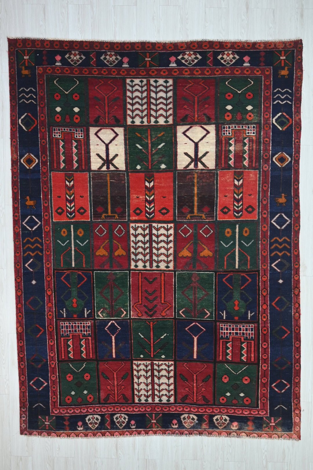 red Medium rug 6' 5" x 9' 1"