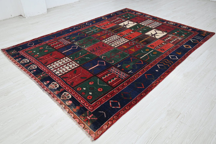 red Medium rug 6' 5" x 9' 1"