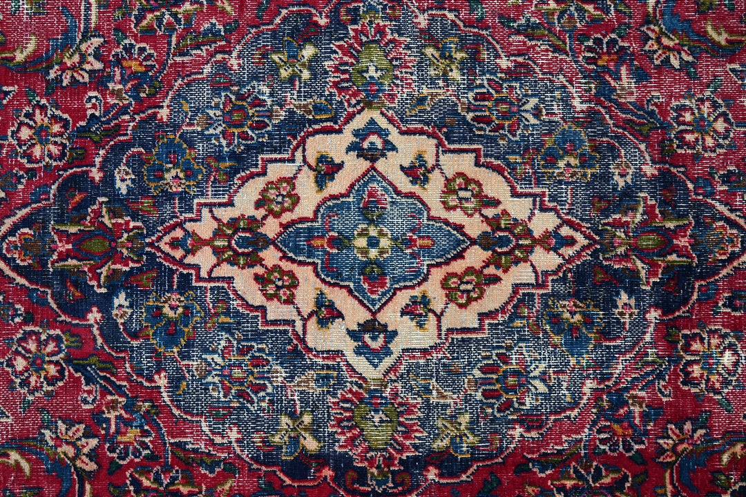 red Medium rug 5' 8" x 8' 10"
