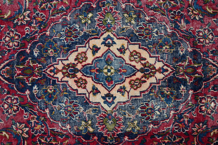 red Medium rug 5' 8" x 8' 10"