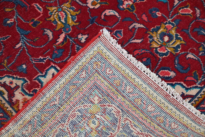red Large rug 7' 0" x 11' 3"