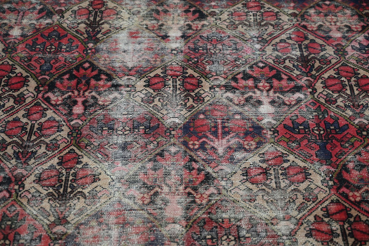 brown Large rug 6' 11" x 9' 2"