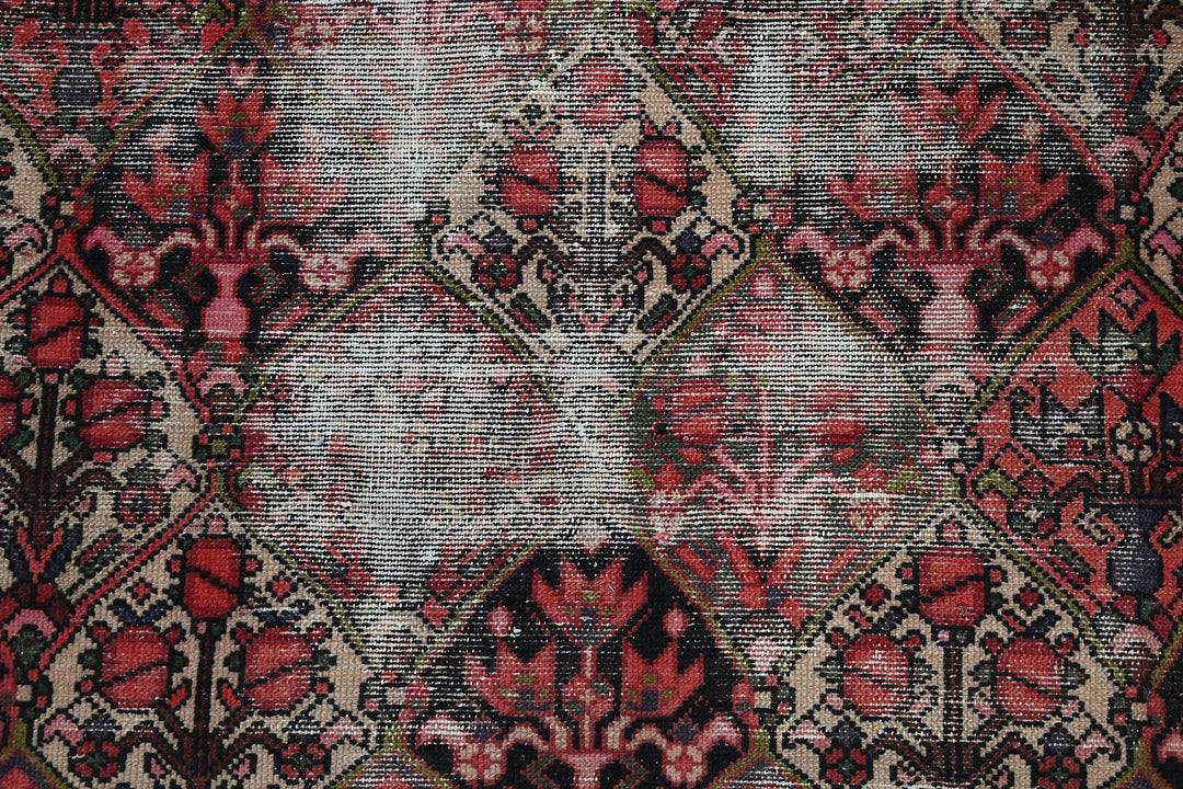 brown Large rug 6' 11" x 9' 2"