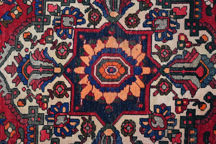 red Medium rug 6' 0" x 9' 3"