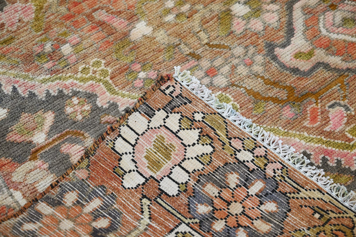 brown Medium rug 6' 0" x 9' 2"