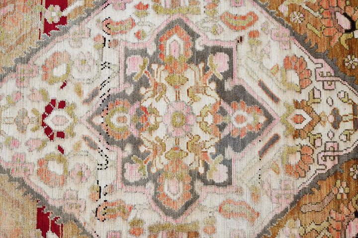brown Medium rug 6' 0" x 9' 2"