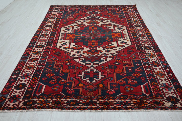 red Medium rug 9' 3" x 6' 3"