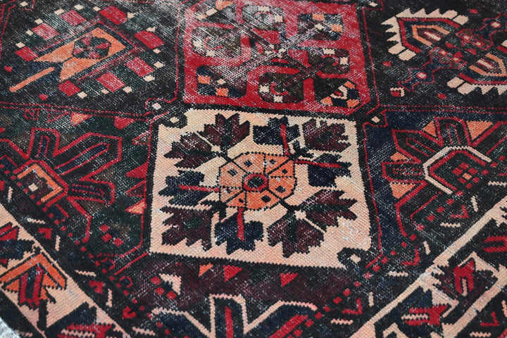 black Large rug 6' 10" x 9' 7"