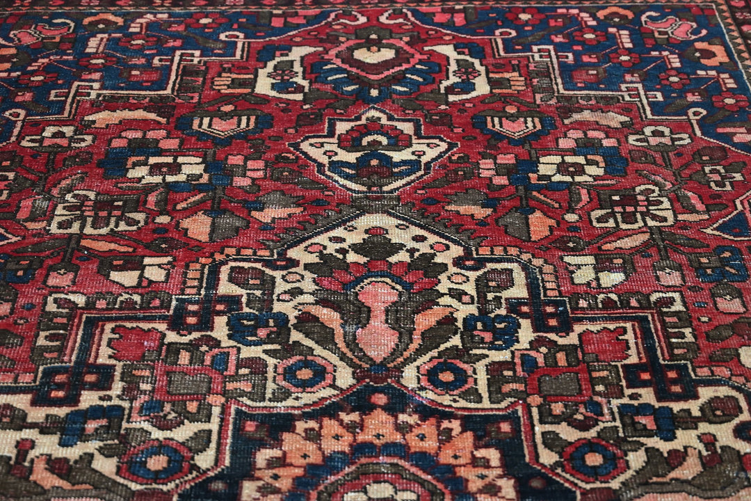 red Large rug 6' 3" x 9' 8"