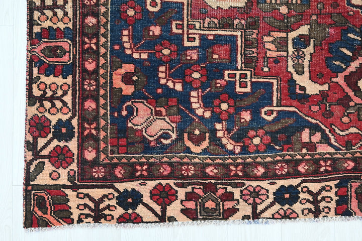 red Large rug 6' 3" x 9' 8"