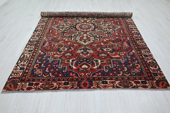 red Large rug 6' 3" x 9' 8"