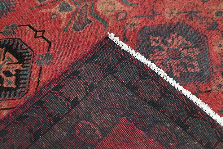 red Medium rug 6' 3" x 8' 9"
