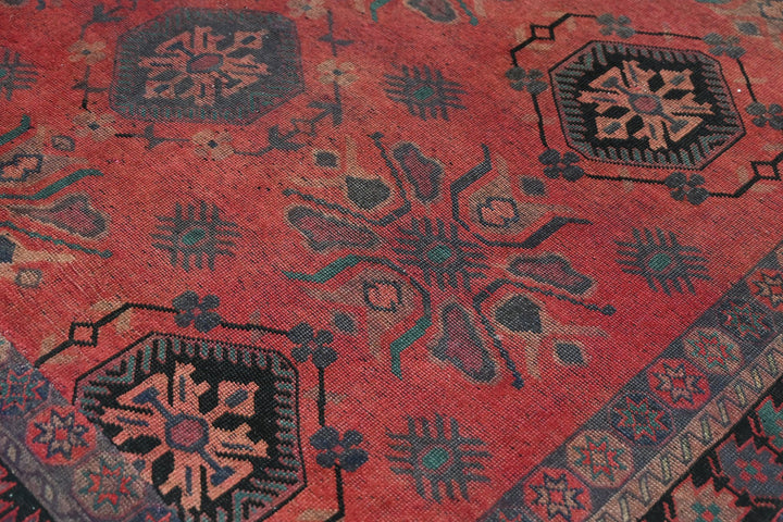 red Medium rug 6' 3" x 8' 9"