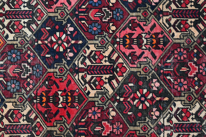 red Large rug 6' 3" x 10' 2"