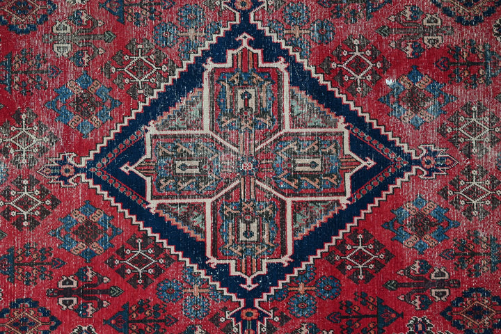 Large rug 7' 0" x 10' 11"