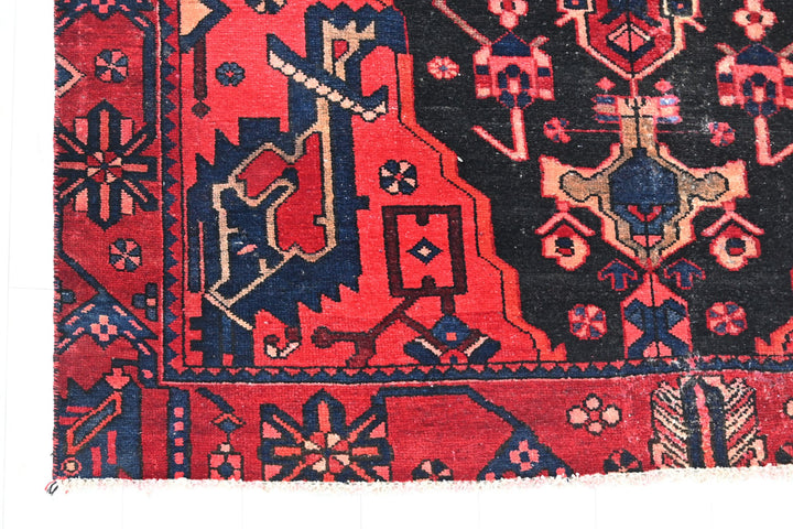Medium rug 5' 4" x 7' 5"