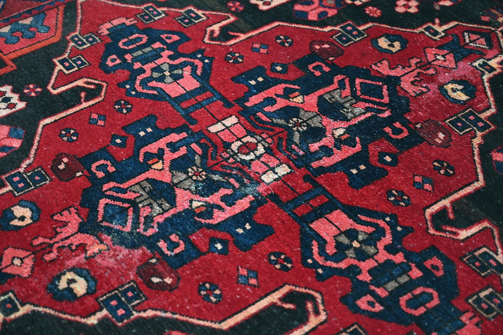 Medium rug 5' 4" x 7' 5"
