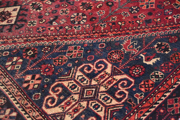 Medium rug 5' 9" x 7' 6"