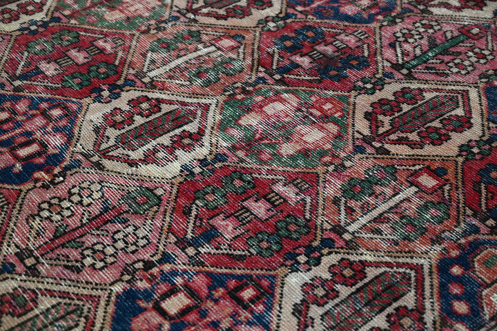 Medium rug 6' 5" x 9' 5"