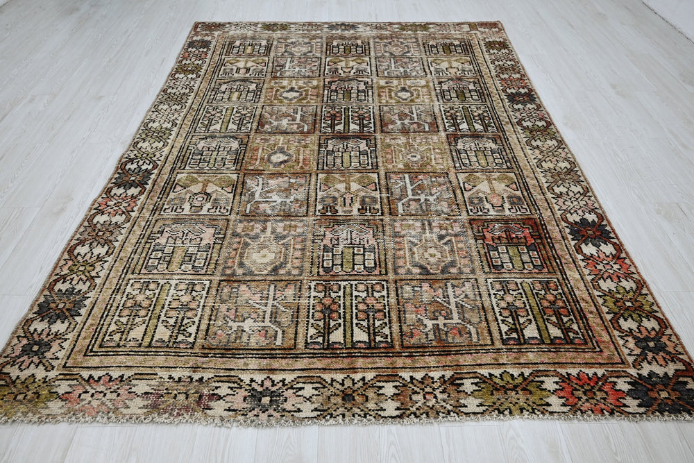 brown Medium rug 6' 3" x 9' 2"