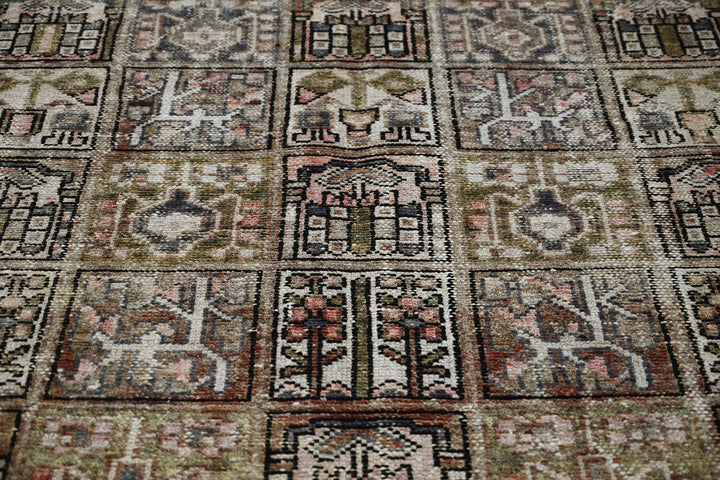 brown Medium rug 6' 3" x 9' 2"