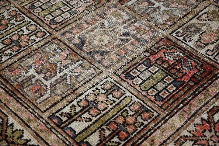 brown Medium rug 6' 3" x 9' 2"