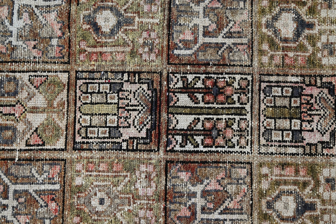 brown Medium rug 6' 3" x 9' 2"