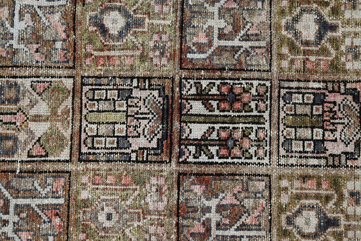 brown Medium rug 6' 3" x 9' 2"