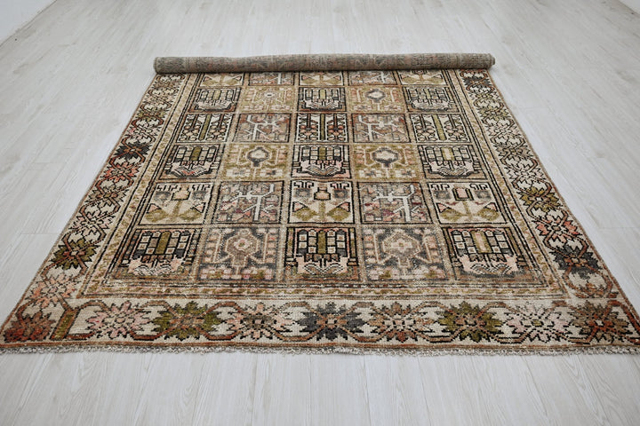 brown Medium rug 6' 3" x 9' 2"