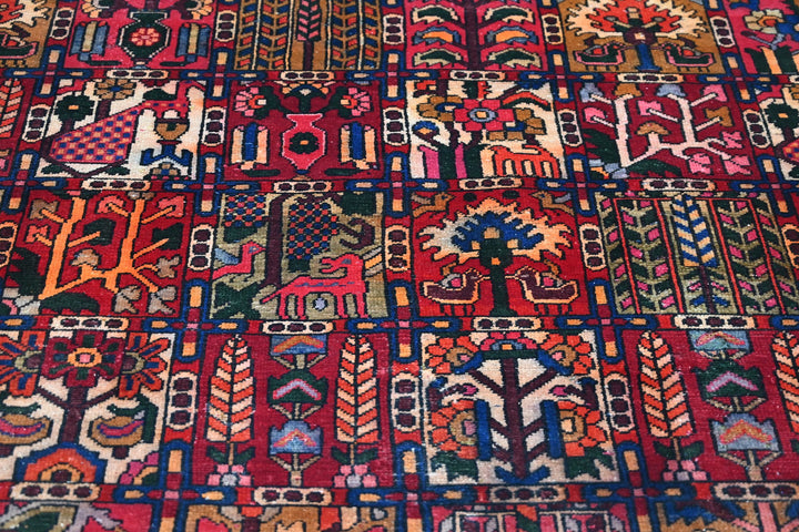 red Large rug 7' 3" x 9' 1"