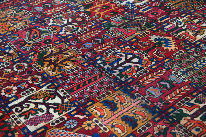 red Large rug 7' 3" x 9' 1"